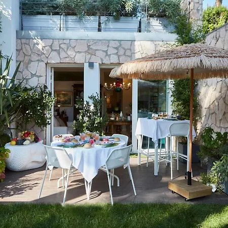 Ulisse - - Luxury *