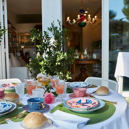 Ulisse - - Luxury Bed & Breakfast *